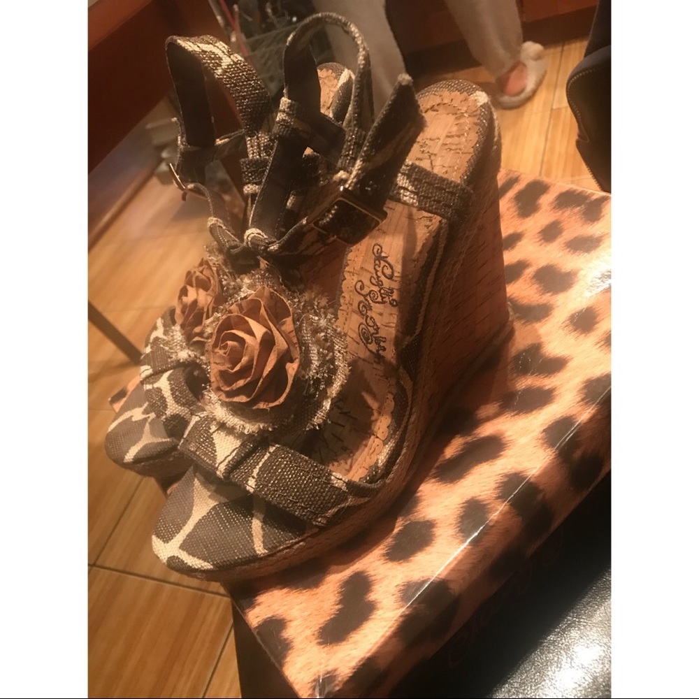 Wedges - Picture 2 of 4